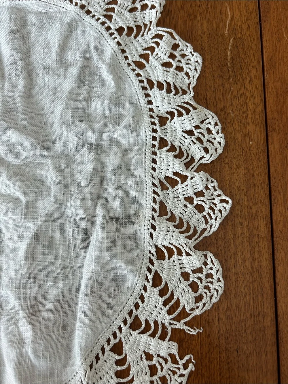 White Crochet Edge Oval Table Doily - Classic Home Dining Accent